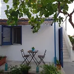 Romantico Monolocale Tatil Evi Torre Vado