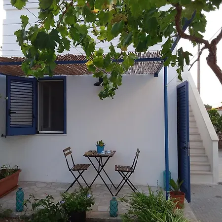 Romantico Monolocale Сasa de vacaciones Torre Vado